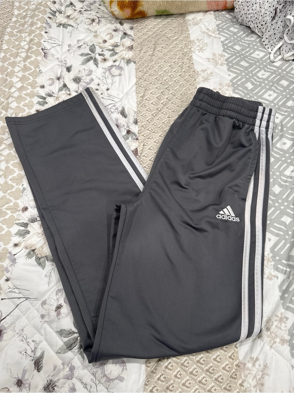 Adidas 3-Stripes Open Hem Track Pants XL Dark Grey White Straight Leg